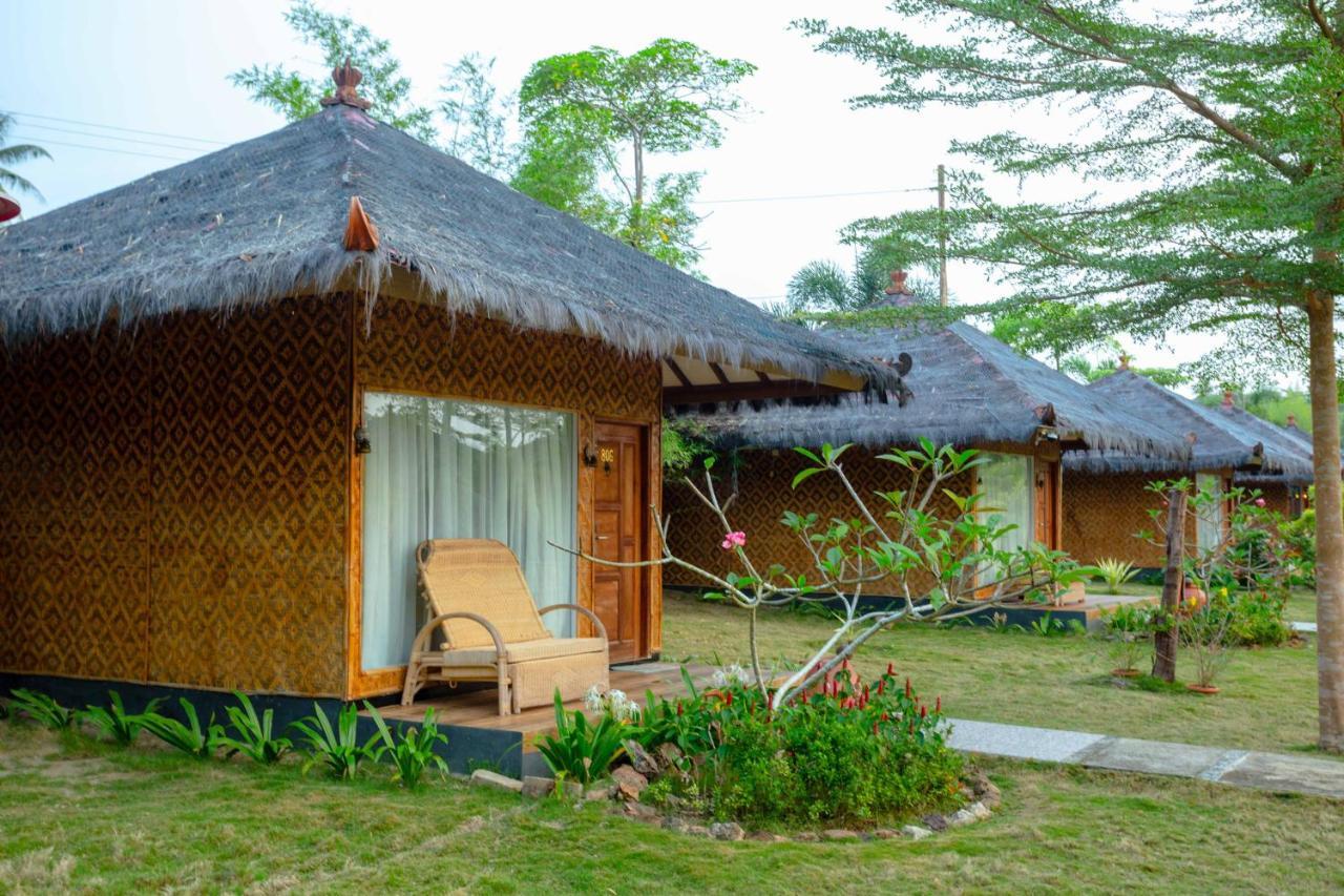 Bintan Exotica Resort By Waringin Hospitality Berakit Екстериор снимка
