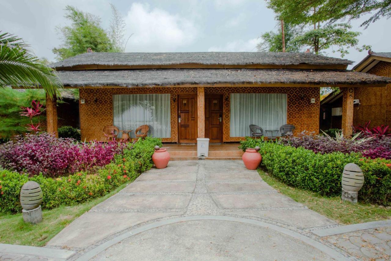 Bintan Exotica Resort By Waringin Hospitality Berakit Стая снимка