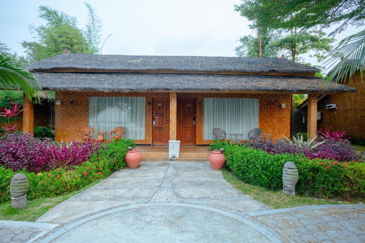Bintan Exotica Resort By Waringin Hospitality Berakit Стая снимка