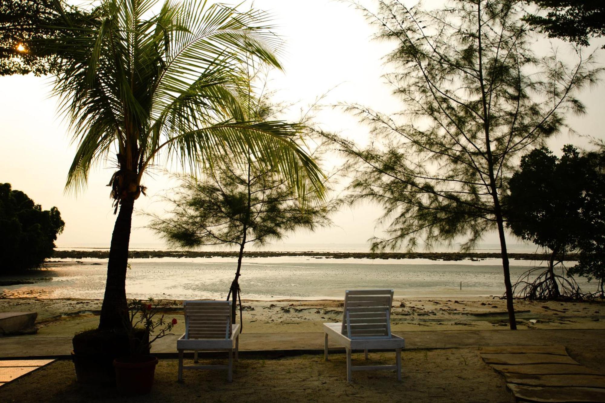 Bintan Exotica Resort By Waringin Hospitality Berakit Екстериор снимка